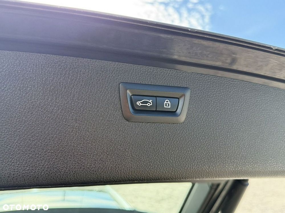 BMW Seria 3 - 17