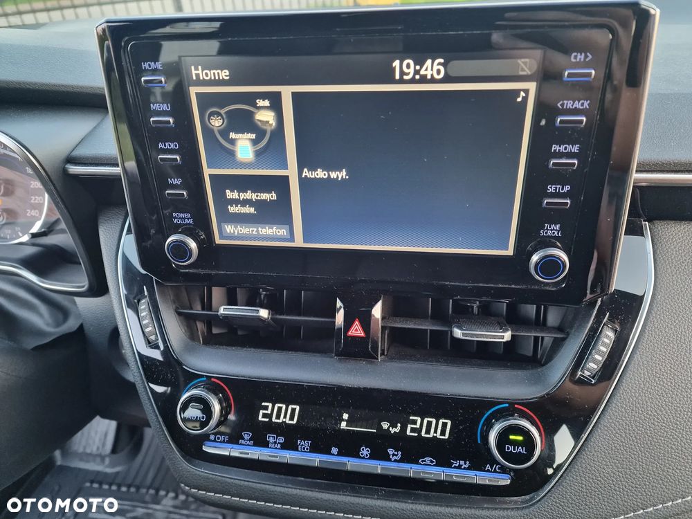 Toyota Corolla 1.8 Hybrid Comfort - 13