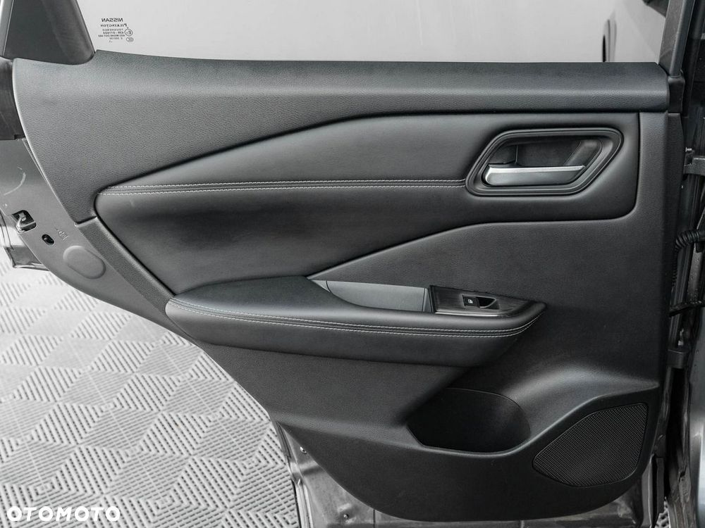 Nissan Qashqai 1.3 DIG-T MHEV N-Connecta Xtronic - 22