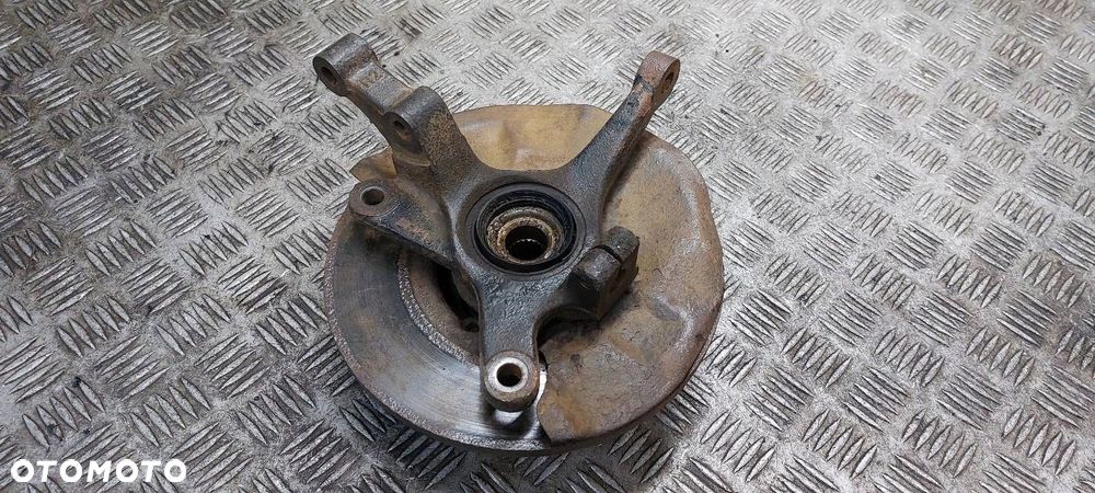 PIASTA ZWROTNICA PRAWA PRZÓD MATIZ 800 - 2