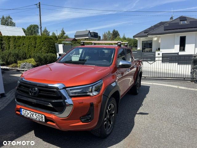 Toyota Hilux 2.8 D-4D Double Cab SR5 4x4 - 1