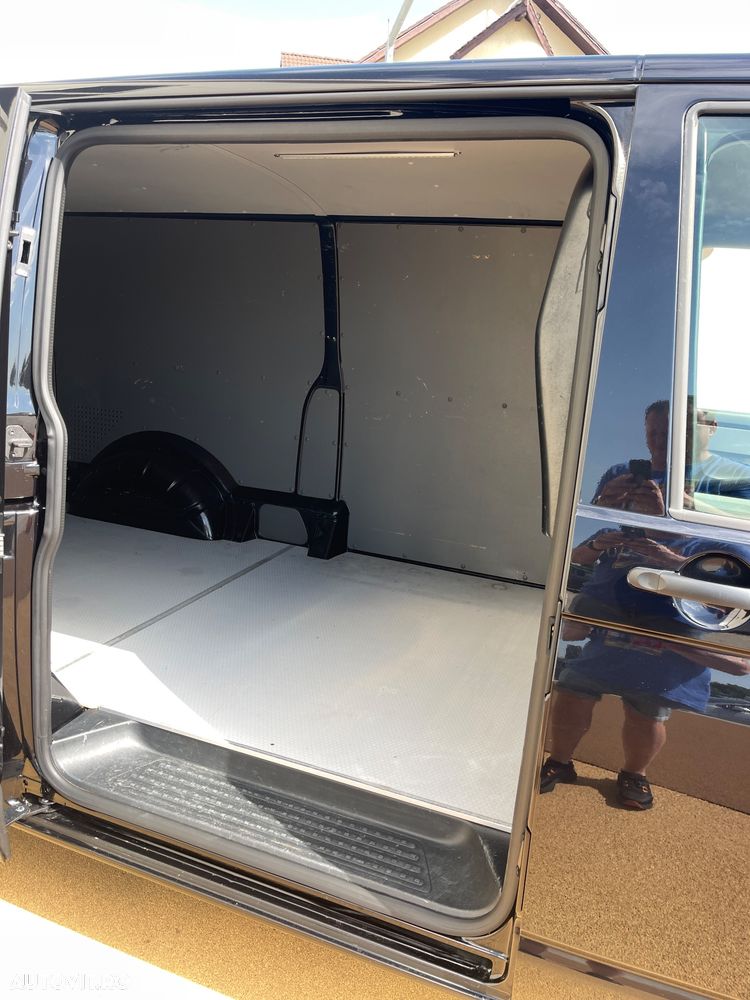 Volkswagen Transporter 2.0TDI  LUNG  USI SPATE - 24