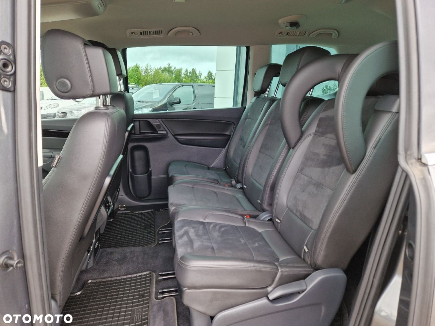 Volkswagen Sharan 2.0 TDI 4MOTION Highline - 8