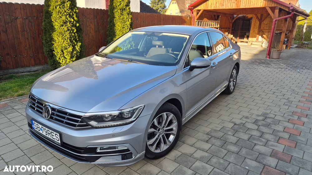 Volkswagen Passat 1.4 TSI ACT DSG R Executive - 1