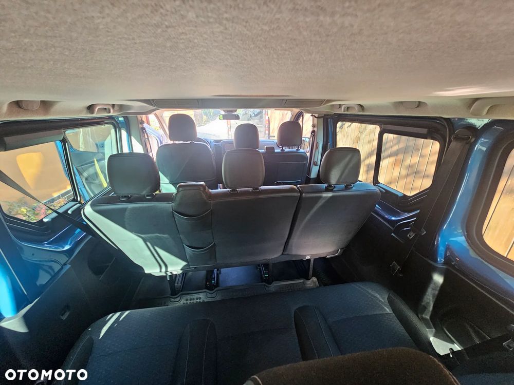 Opel Vivaro - 17