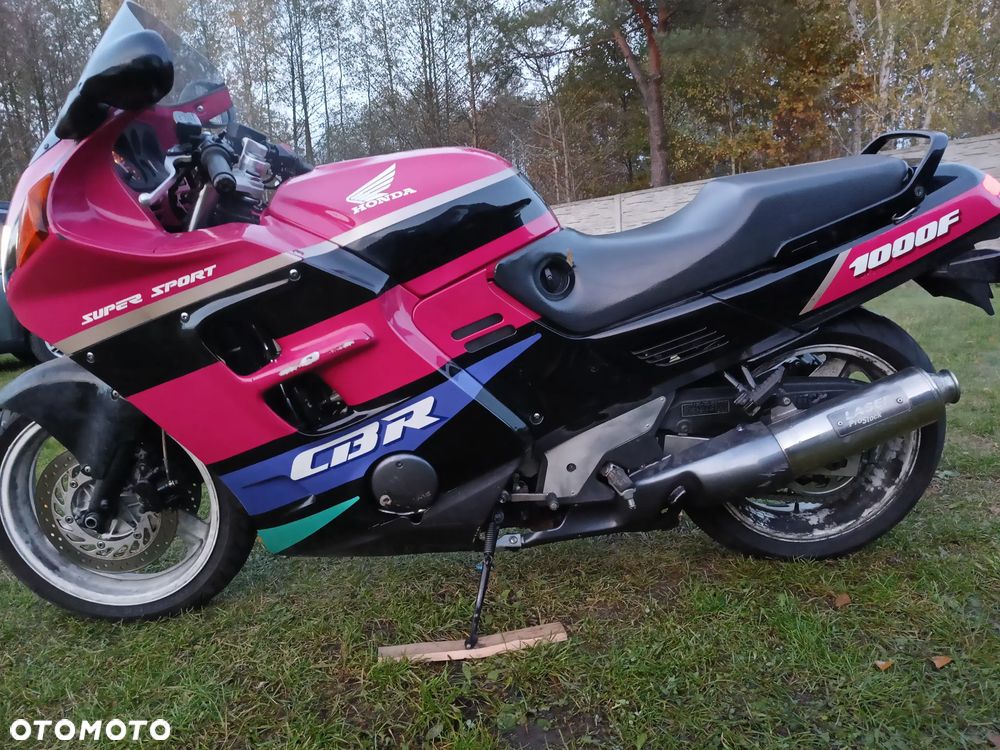 Honda CBR - 7