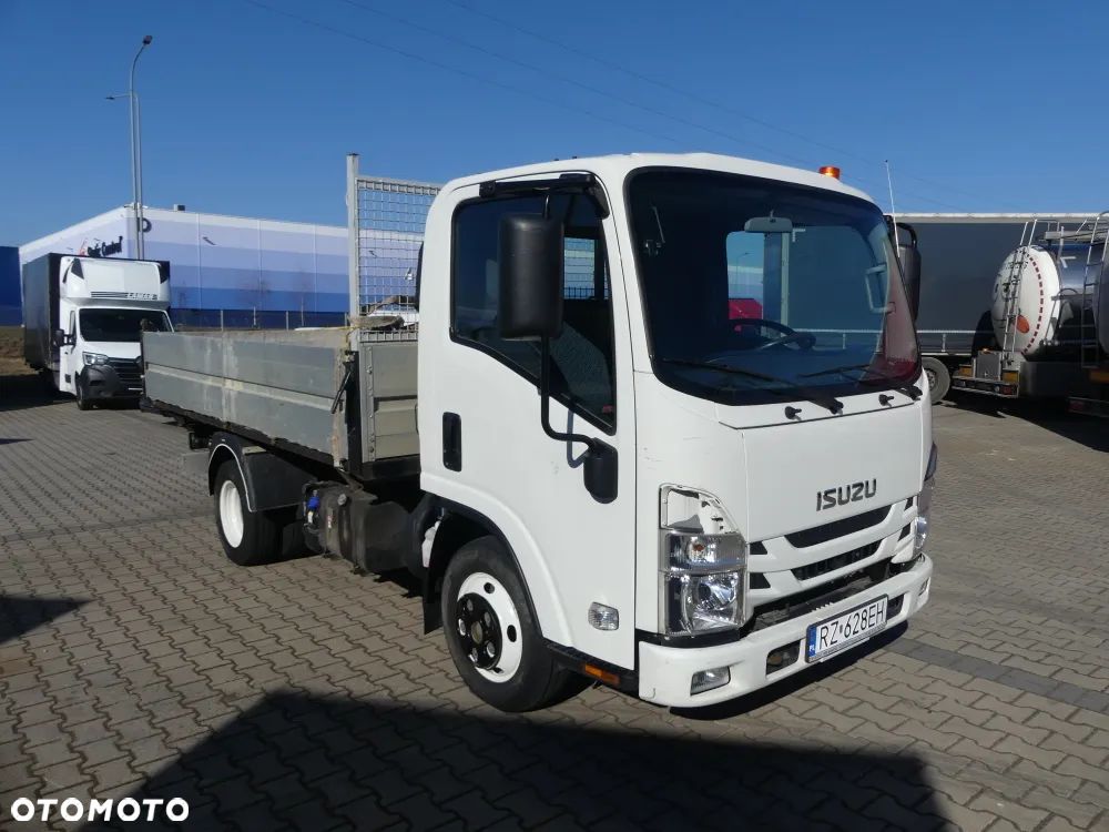 Isuzu M27 - 7