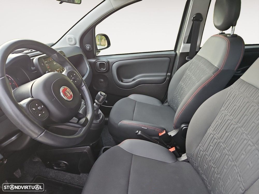 Fiat Panda 1.0 Hybrid (RED) - 9