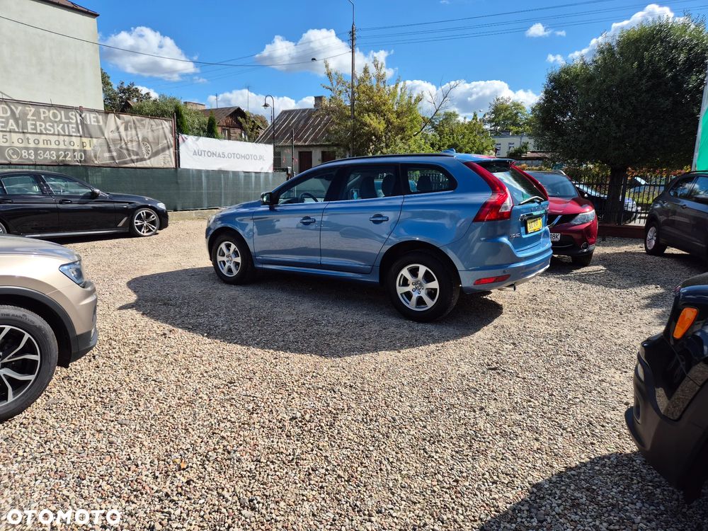 Volvo XC 60 D3 Momentum Pro - 18