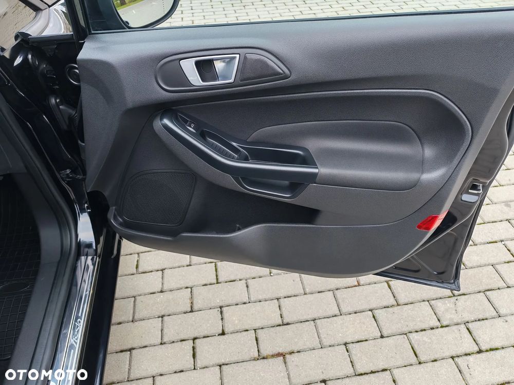 Ford Fiesta - 17