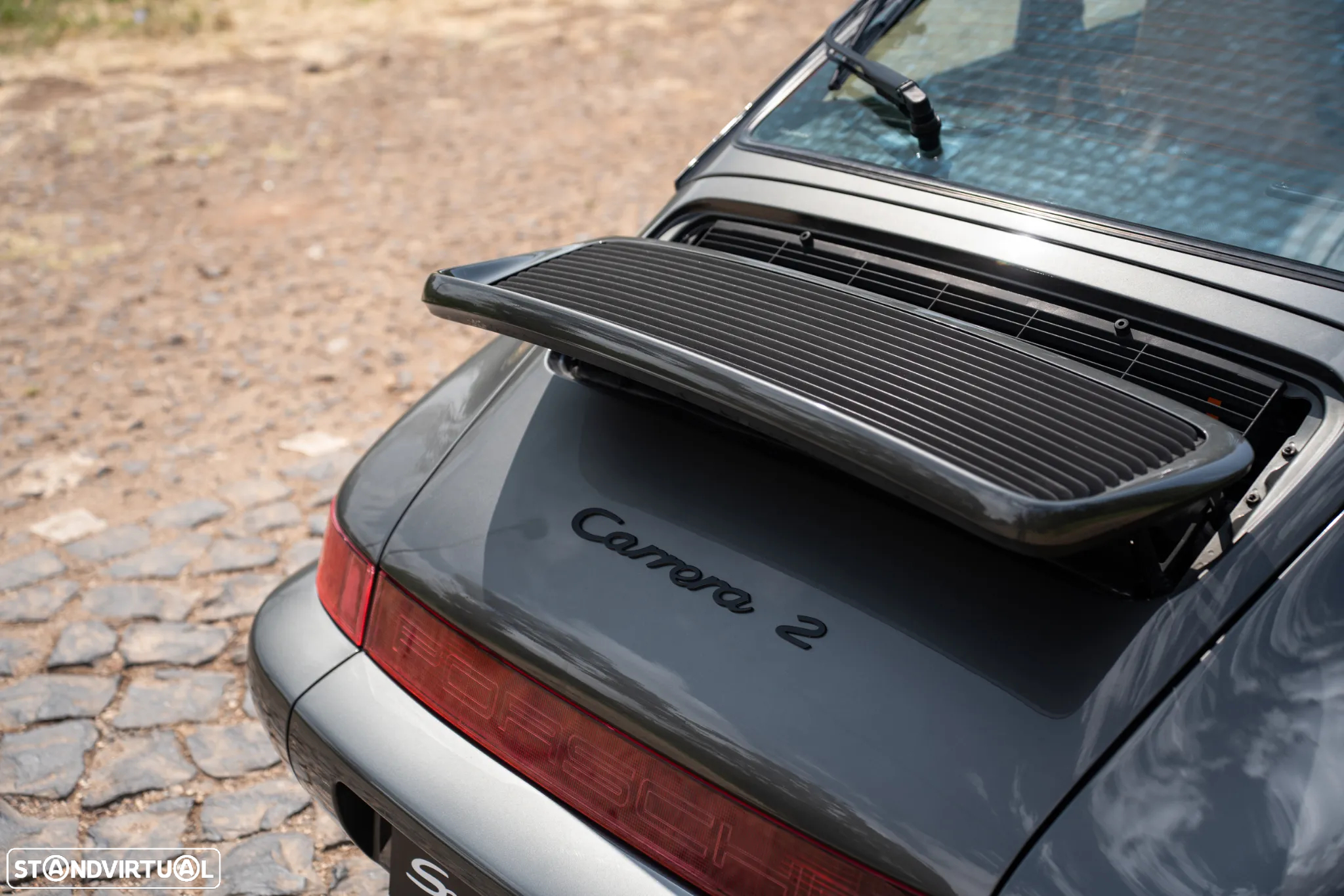Porsche 911 (964) Coupé 3.6 Carrera 2 - 15