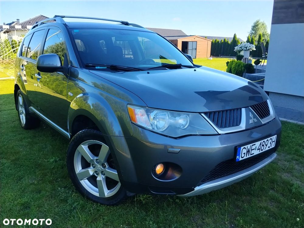 Mitsubishi Outlander 2.2 DID Instyle - 3