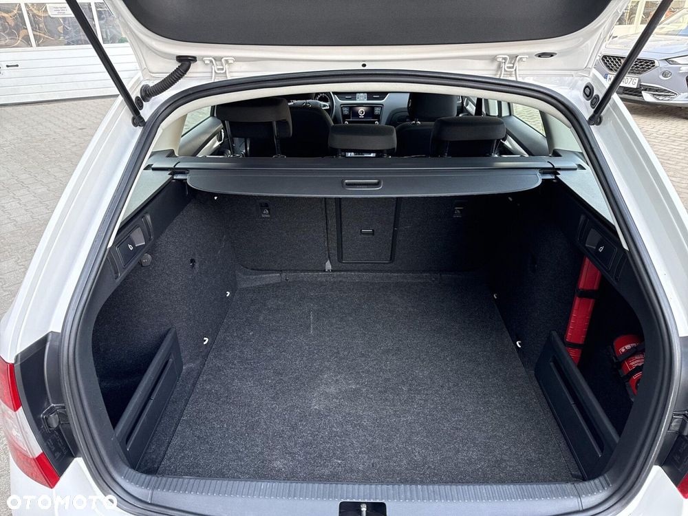 Skoda Octavia 1.6 TDI SCR Ambition - 16