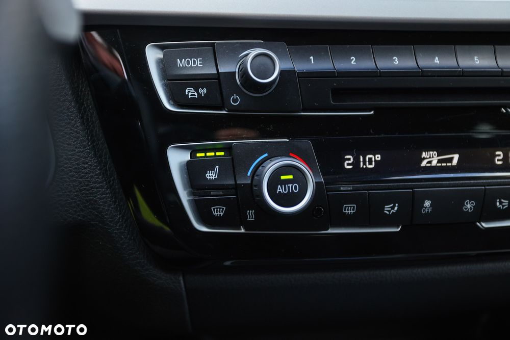 BMW Seria 3 318d Edition Luxury Line Purity - 29