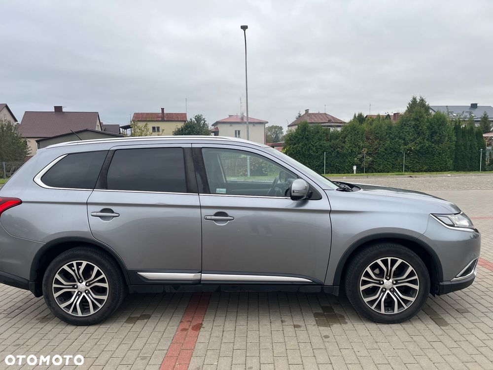 Mitsubishi Outlander 2016 photo 4