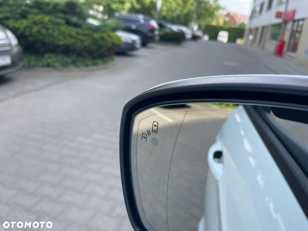 Ford S-Max - 32