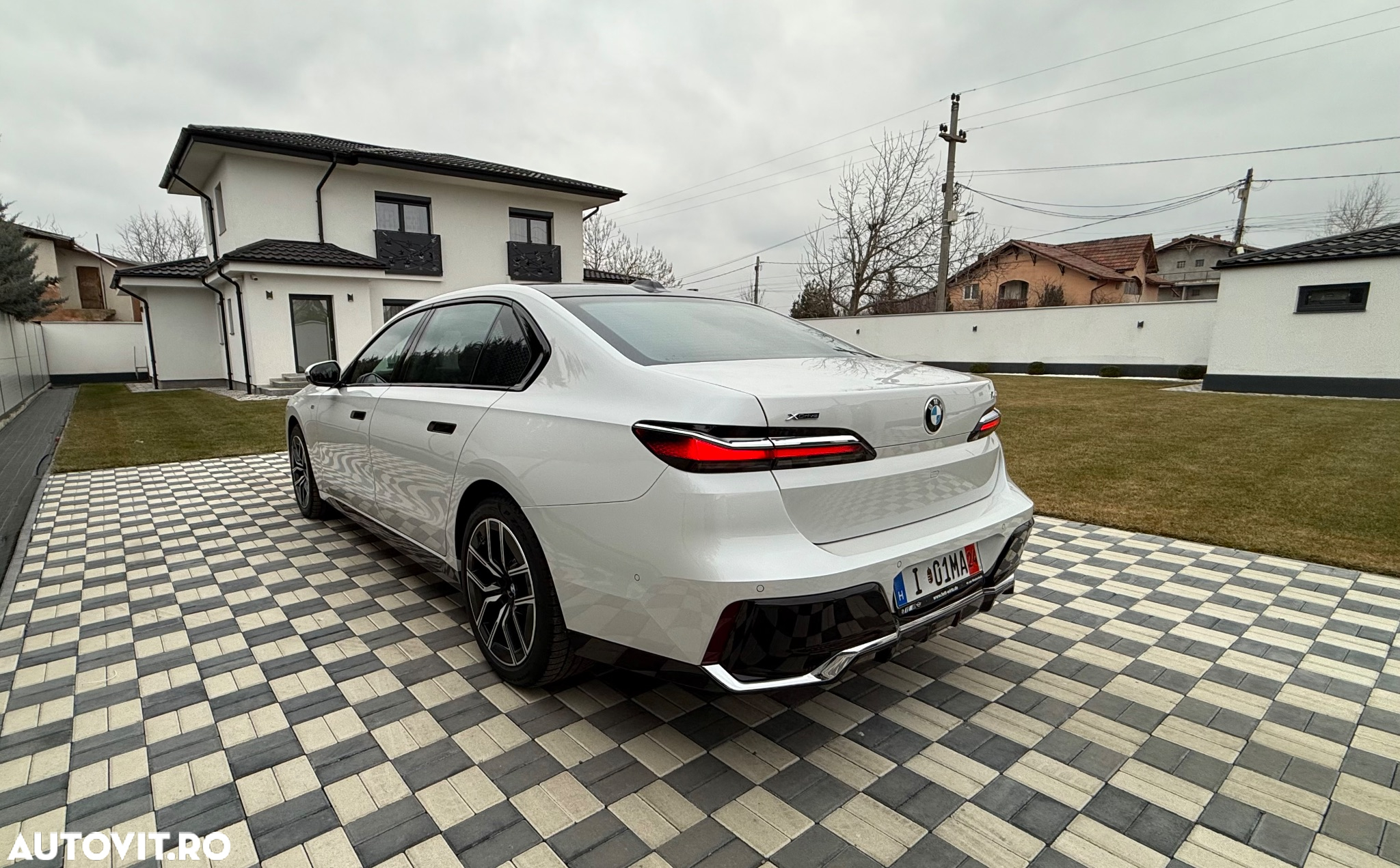 BMW Seria 7 740d xDrive MHEV - 7
