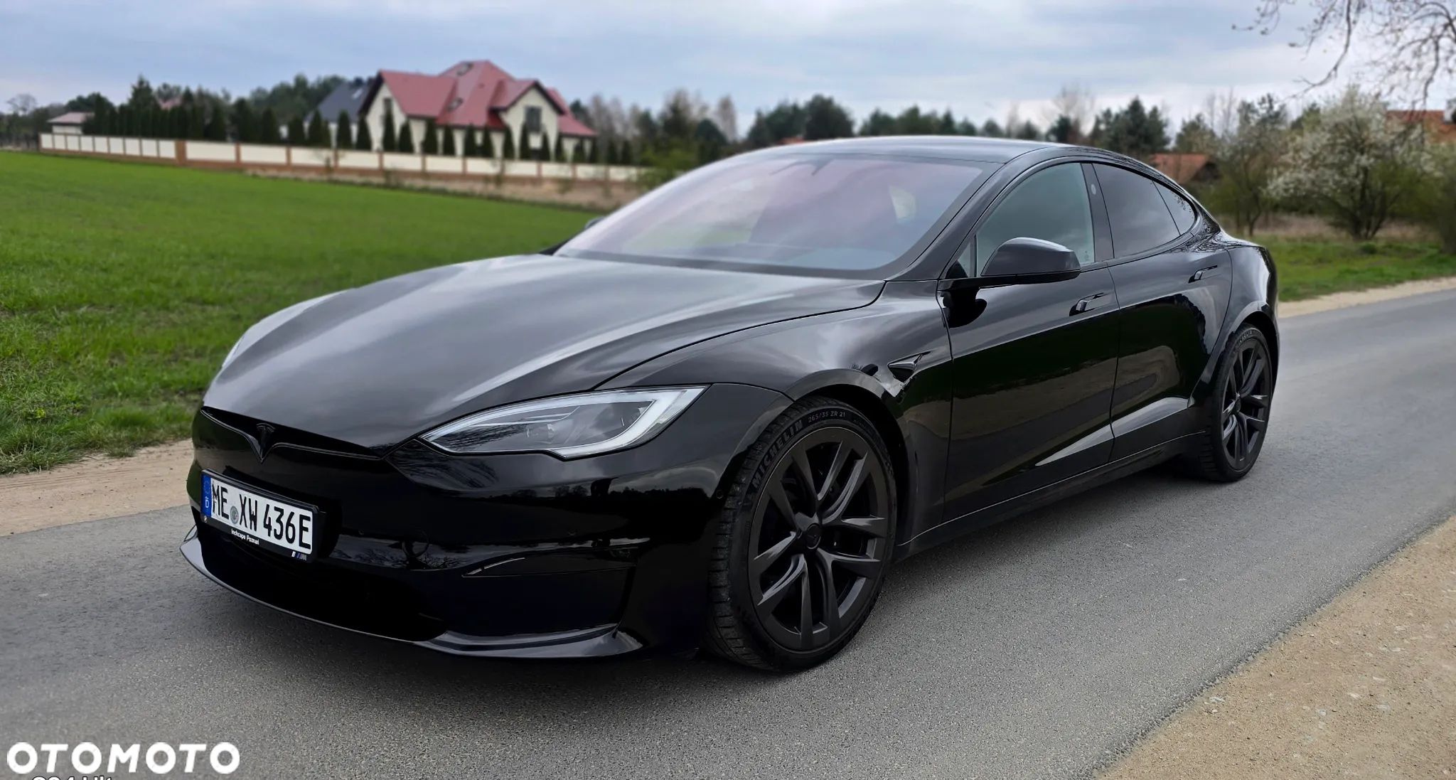 Tesla Model S Plaid - 1