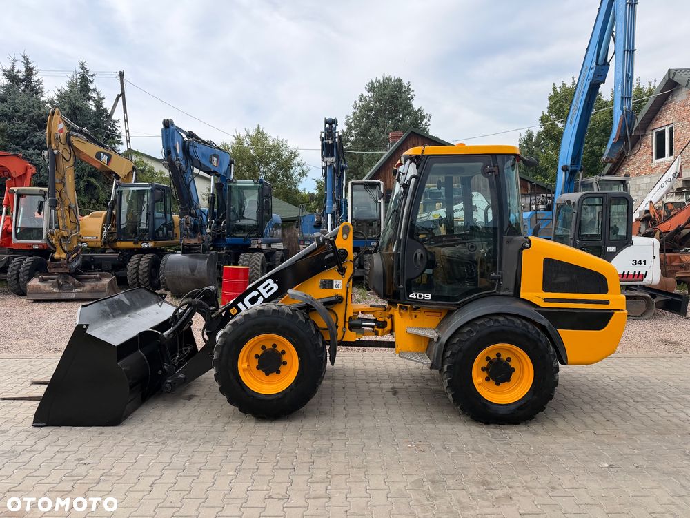 JCB 409 T4