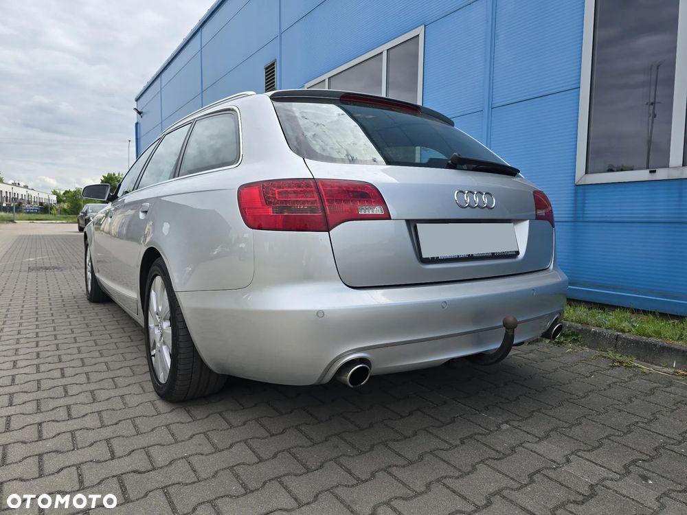 Audi A6 Avant 2.4 - 2