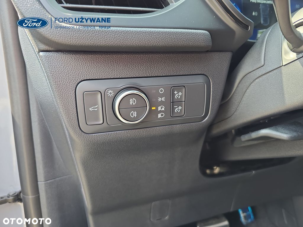 Ford Kuga - 23
