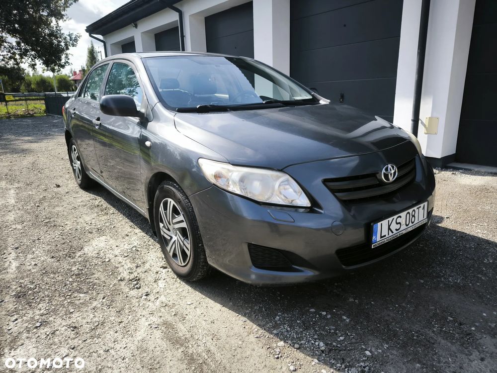 Toyota Corolla - 2