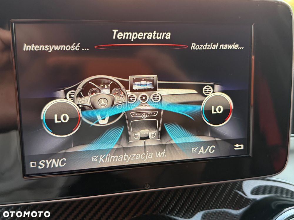 Mercedes-Benz GLC 250 4Matic 9G-TRONIC AMG Line - 37