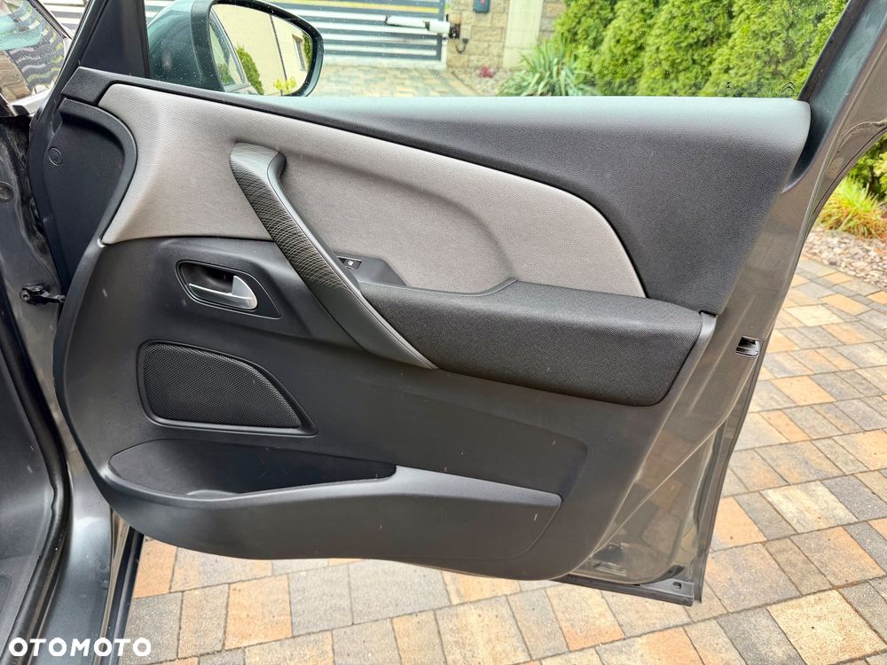 Citroën C4 Grand Picasso BlueHDi 150 Intensive - 21