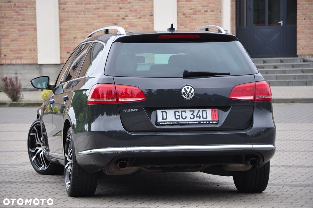 Volkswagen Passat Variant 2.0 TDI 4Motion DSG BlueMotion Tech Comfortline - 19