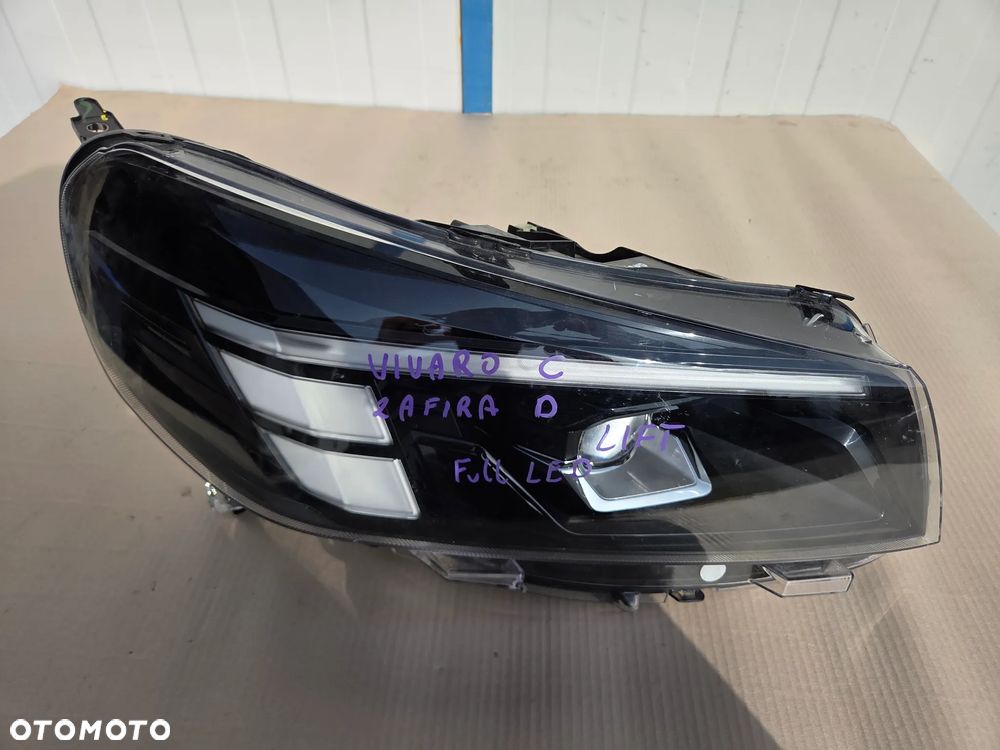 Lampa przednia prawa Opel Vivaro C Opel Zafira D LIFT FULL LED   9847209880 - 1