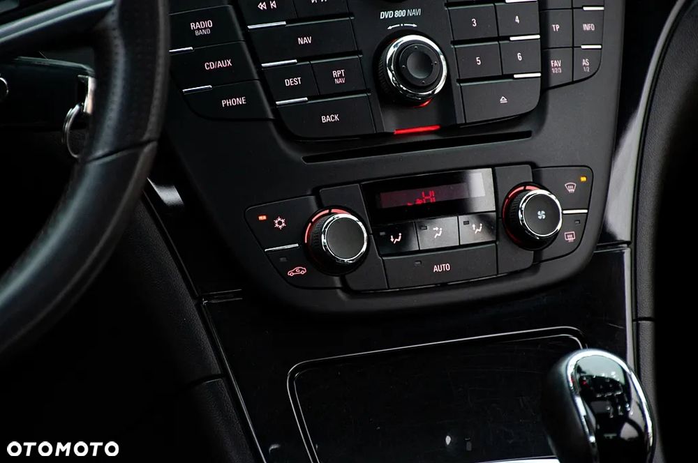 Opel Insignia 1.6 Turbo Sport - 29