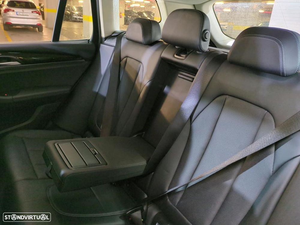 BMW X3 20 d xDrive - 8