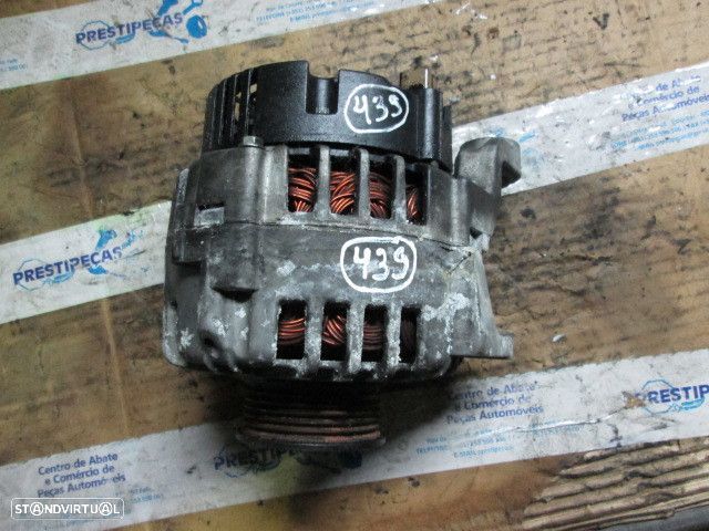 Alternador 059903015G AUDI A6 4B AVANT 1999 2.5TDI 150CV 5P AZUL AUDI A4 (8D) PHASE 2 1999 2.5TDI V6 24V 4X4 150CV 4P PRETO VALEO - 2