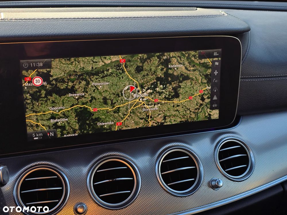 Mercedes-Benz Klasa E 220 d 9G-TRONIC AMG Line - 20