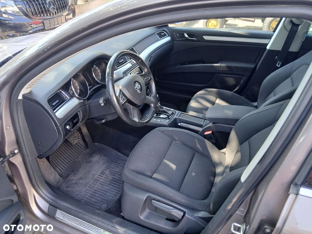 Skoda Superb 1.6 TDI Business DSG - 5