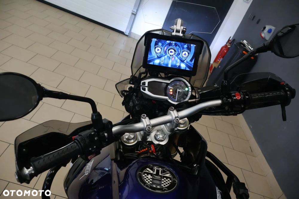 Triumph Tiger - 8