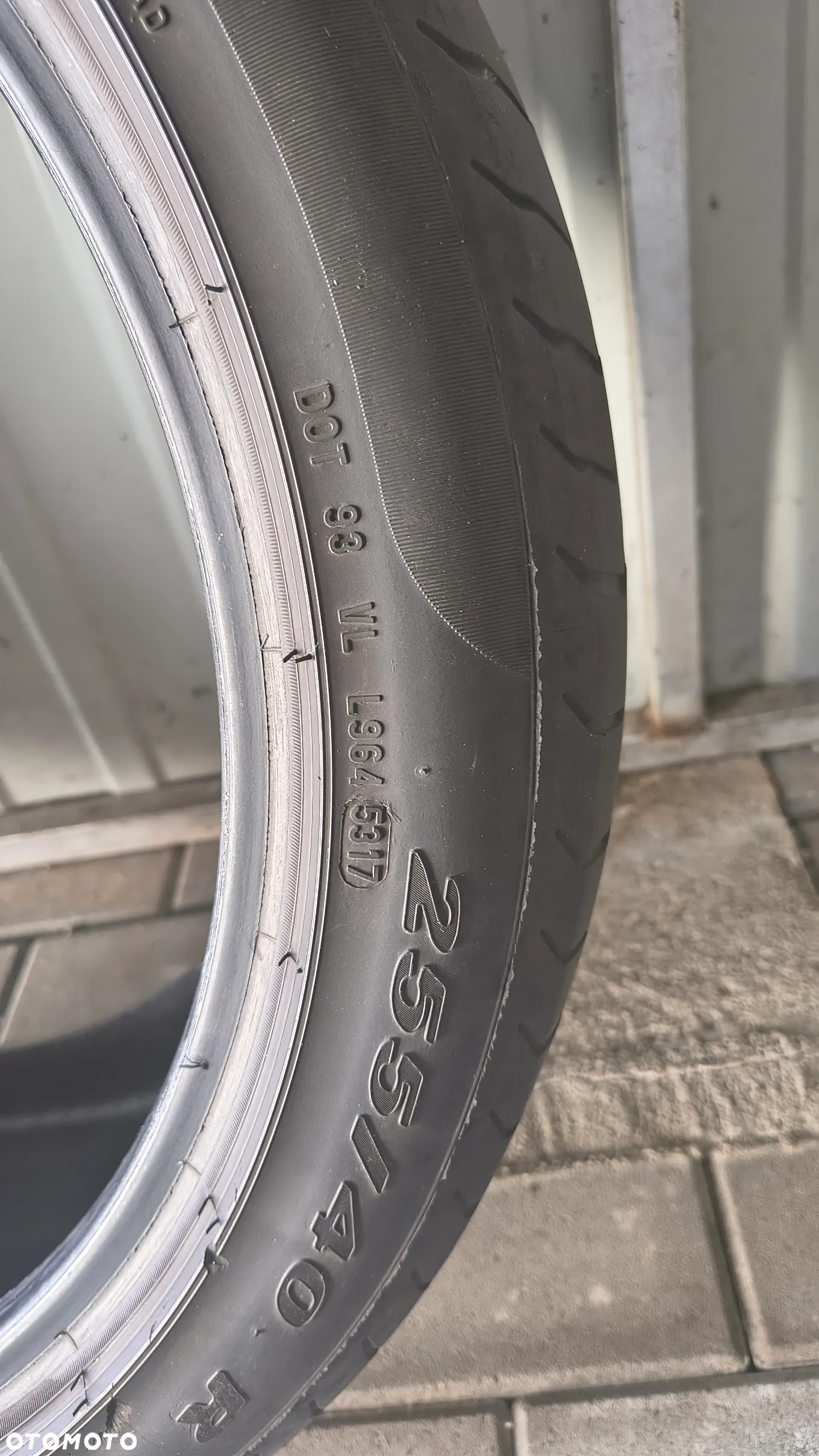 Pirelli P-Zero 255/40 ZR19 16/17r - 3