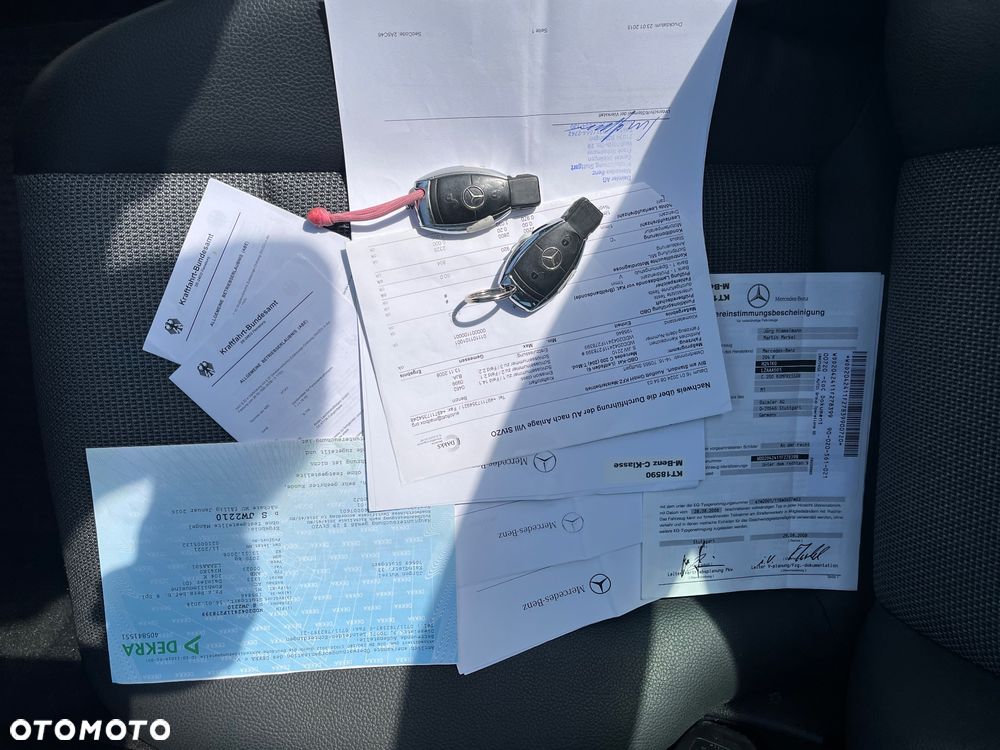 Mercedes-Benz Klasa C 200 Kompressor Avantgarde - 33