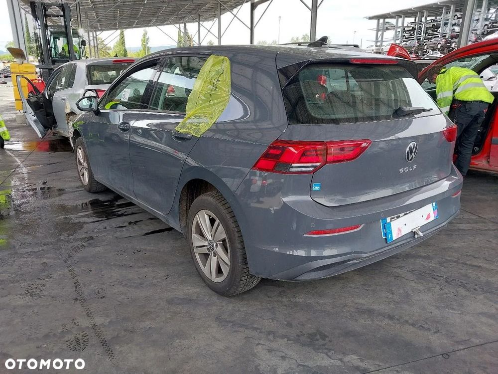 Volkswagen Golf VIII 2.0 TDI Style DSG - 4