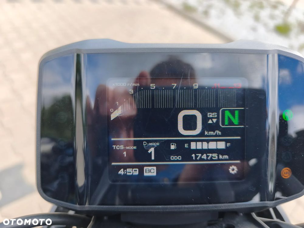 Yamaha XSR - 14