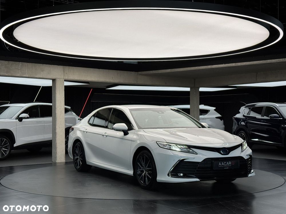 Toyota Camry 2.5 Hybrid Executive CVT - 8