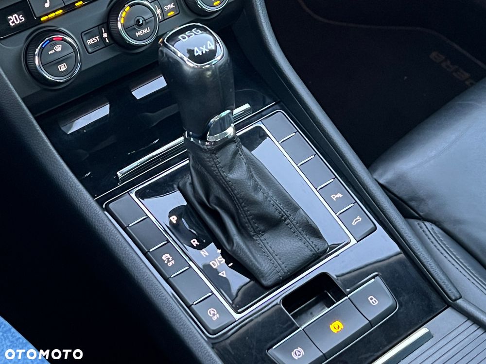 Skoda Superb 2.0 TSI 4x4 Sportline DSG - 34