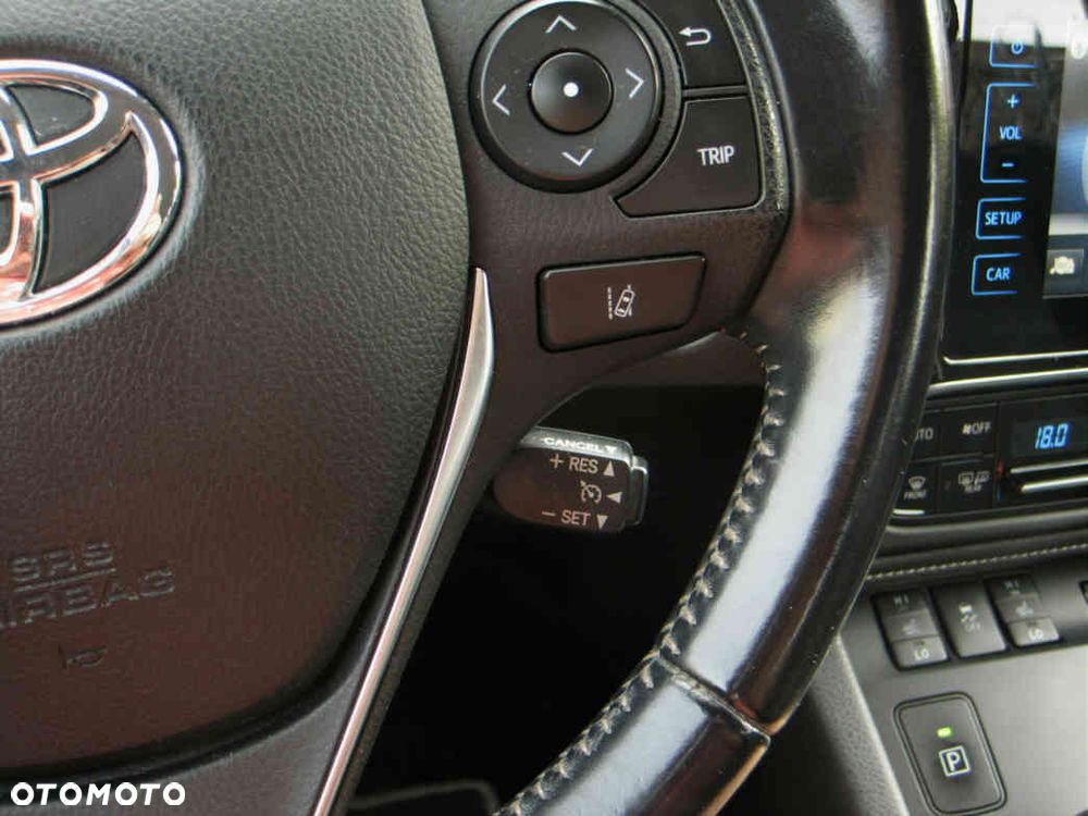 Toyota Auris Hybrid 135 Premium - 16