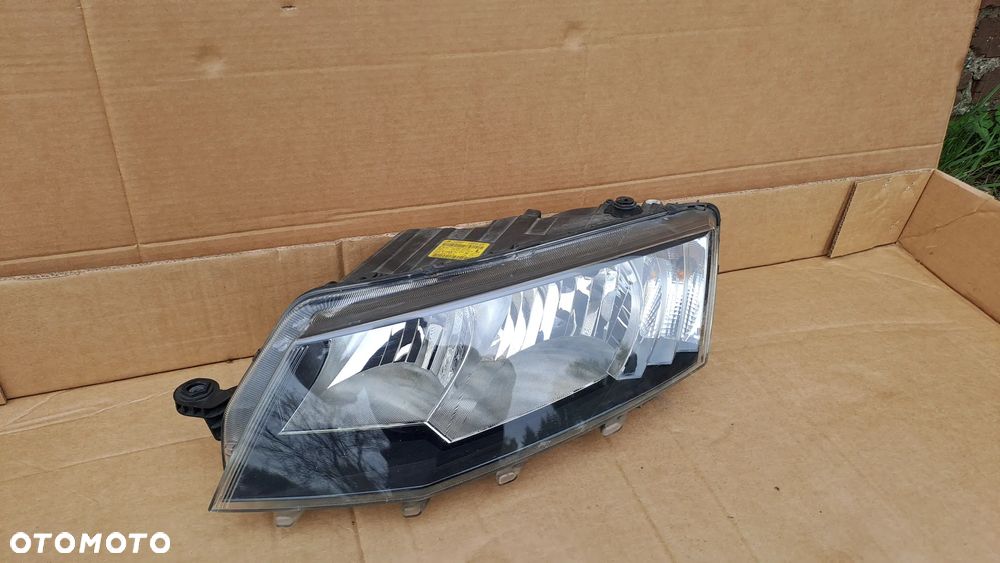 SKODA OCTAVIA III LEWA LAMPA LEWY PRZÓD EUROPA 5E1941015 CAŁA - 3