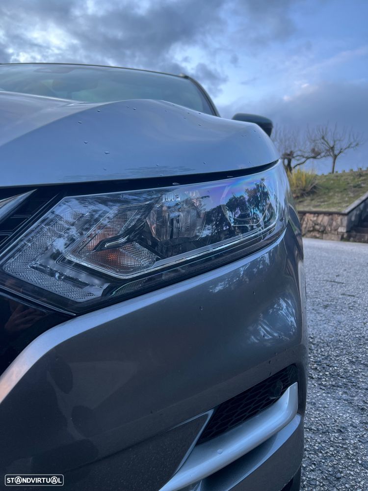 Nissan Qashqai 1.3 DIG-T N-Connecta J18 - 2