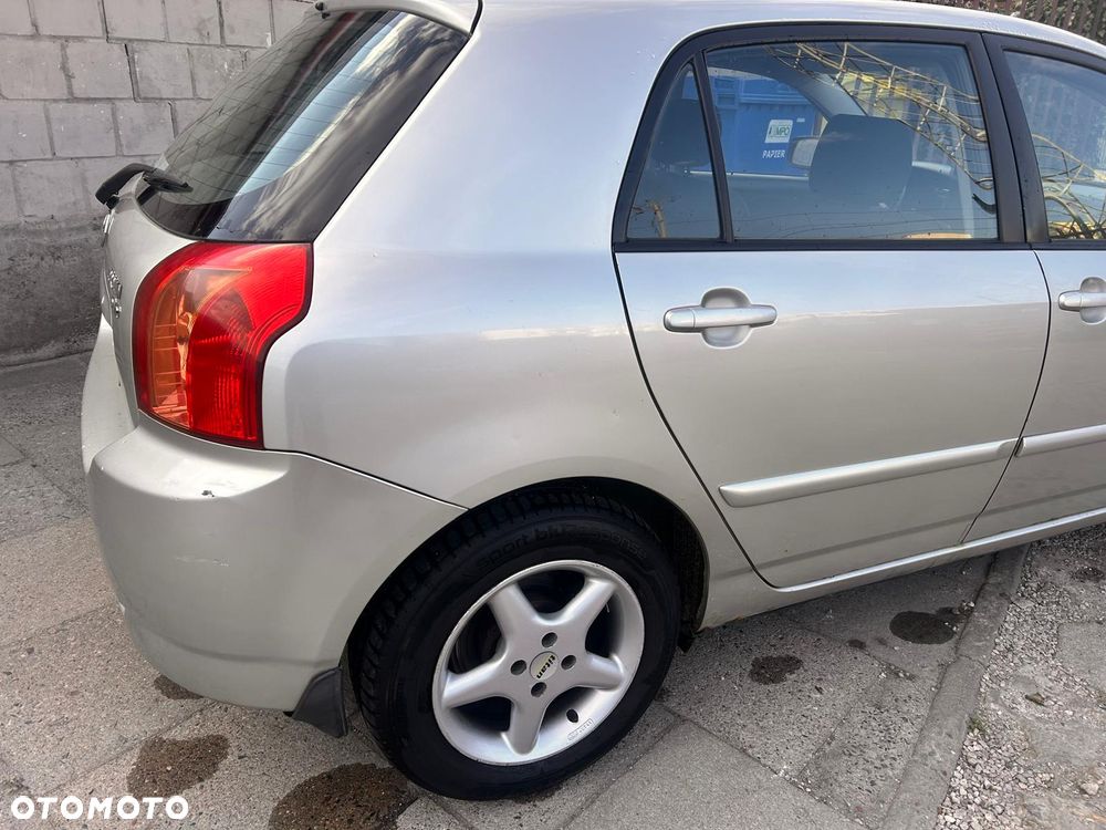 Toyota Corolla 1.4 D-4D Dynamic - 11