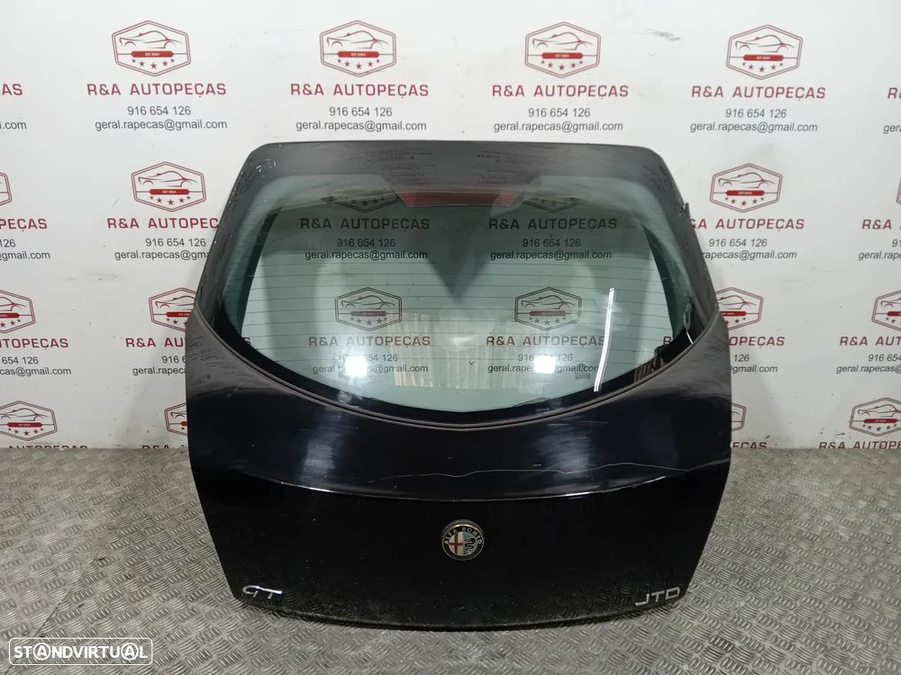 Tampa Porta Mala Alfa Romeo GT Original - 1