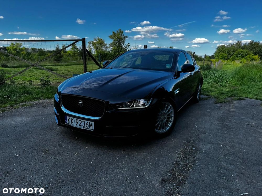 Jaguar XE