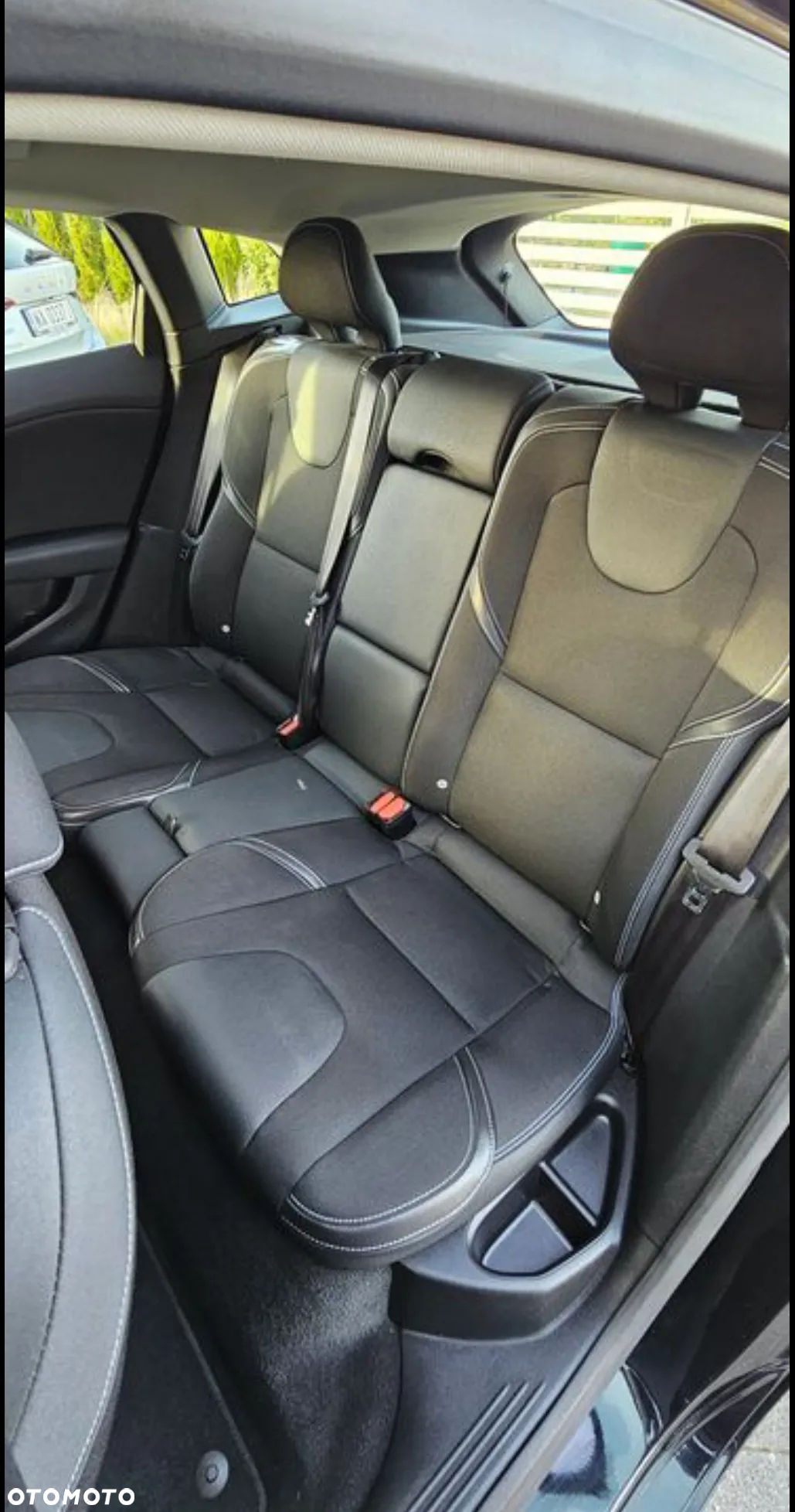 Volvo V40 D2 Momentum - 10