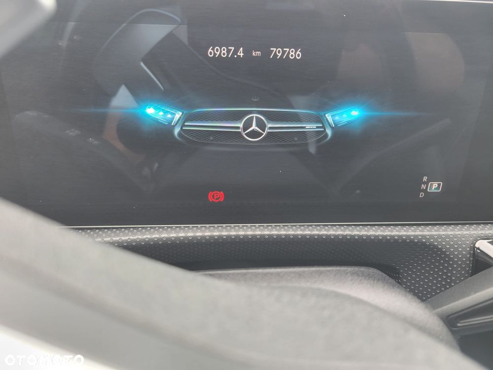 Mercedes-Benz Klasa A 35 AMG 4-Matic 7G-DCT - 18